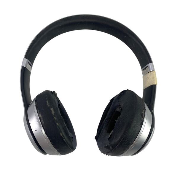 Beats Solo 2 Space Gray Wireless On Ear Headphones Working For Parts Repair READ - Picture 1 of 6